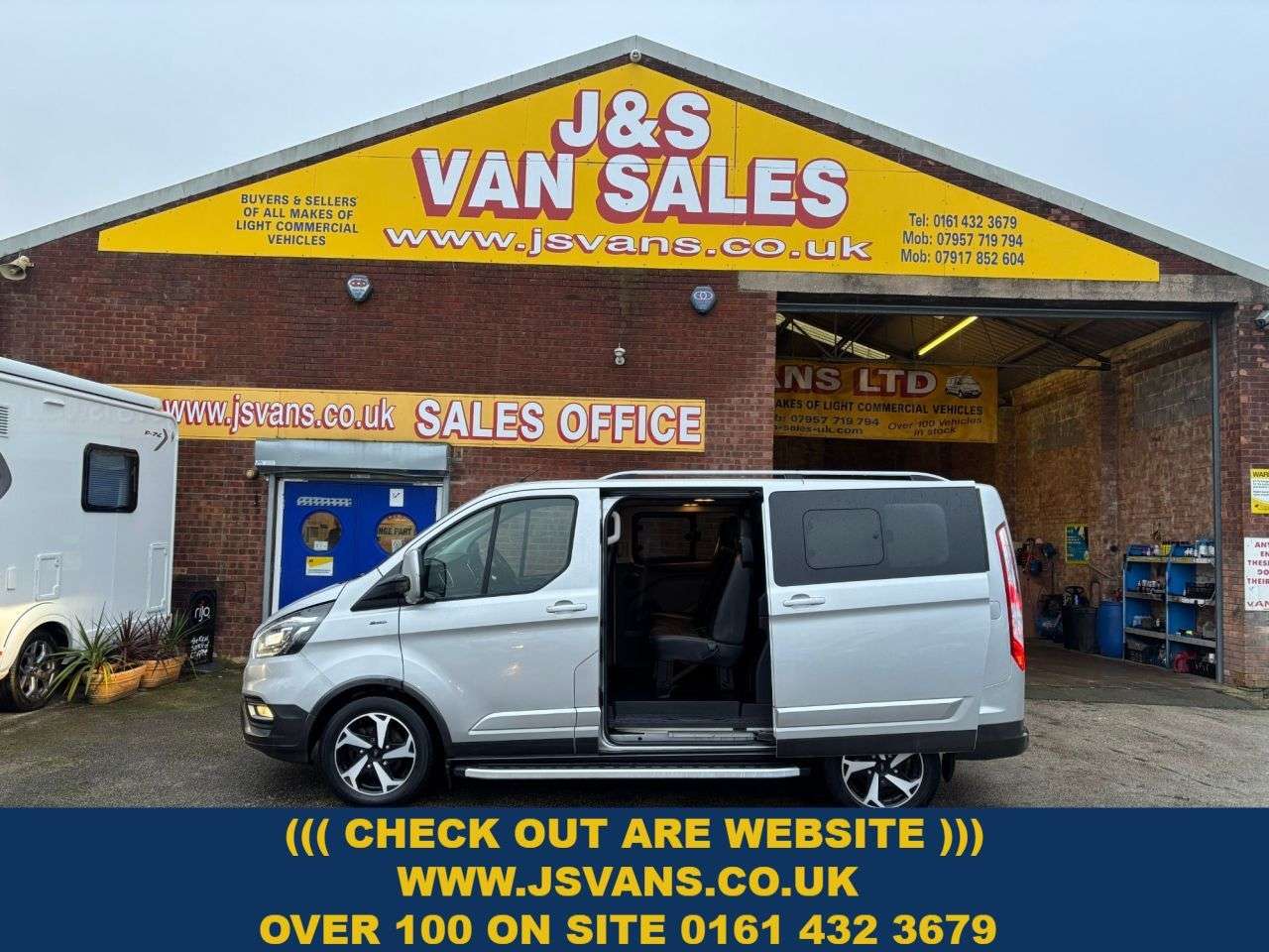 A 2021 FORD TRANSIT CUSTOM £16995 + VAT TOP MODEL CREW VAN STOCKPORT / MANCHESTER A 2021 FORD TRANSIT CUSTOM £16995 + VAT TOP MODEL CREW VAN STOCKPORT / MANCHESTER