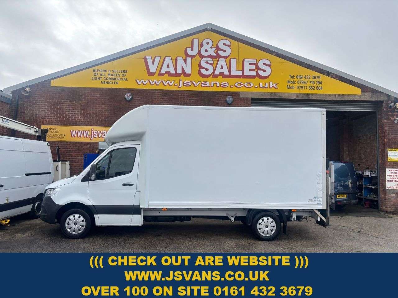 A 2021 MERCEDES-BENZ SPRINTER £12995 + VAT LUTON BOX VAN STOCKPORT / MANCHESTER A 2021 MERCEDES-BENZ SPRINTER £12995 + VAT LUTON BOX VAN STOCKPORT / MANCHESTER