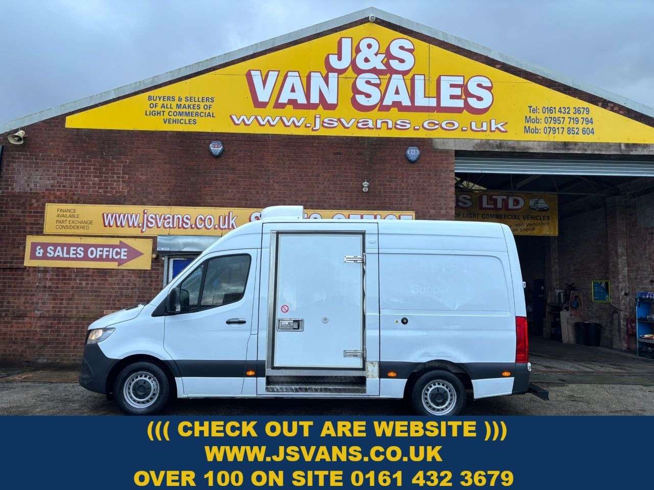 A 2022 MERCEDES-BENZ SPRINTER 2.0 315 CDI Progressive FRIDGE FREZZER STAND BY AUTO A/C A 2022 MERCEDES-BENZ SPRINTER 2.0 315 CDI Progressive FRIDGE FREZZER STAND BY AUTO A/C