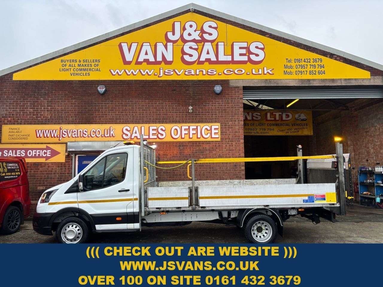 A 2022 FORD TRANSIT 2.0 350 EcoBlue HD Leader Chassis Cab 2dr Diesel Manual RWD L4 Euro 6 (s/s) A 2022 FORD TRANSIT 2.0 350 EcoBlue HD Leader Chassis Cab 2dr Diesel Manual RWD L4 Euro 6 (s/s)