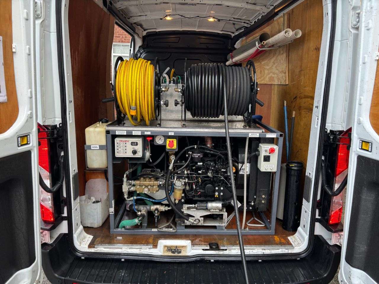 A 2024 FORD TRANSIT L2 H2 JETTING EQUIPMENT 2024/24 REG TREND FACELIFT A 2024 FORD TRANSIT L2 H2 JETTING EQUIPMENT 2024/24 REG TREND FACELIFT