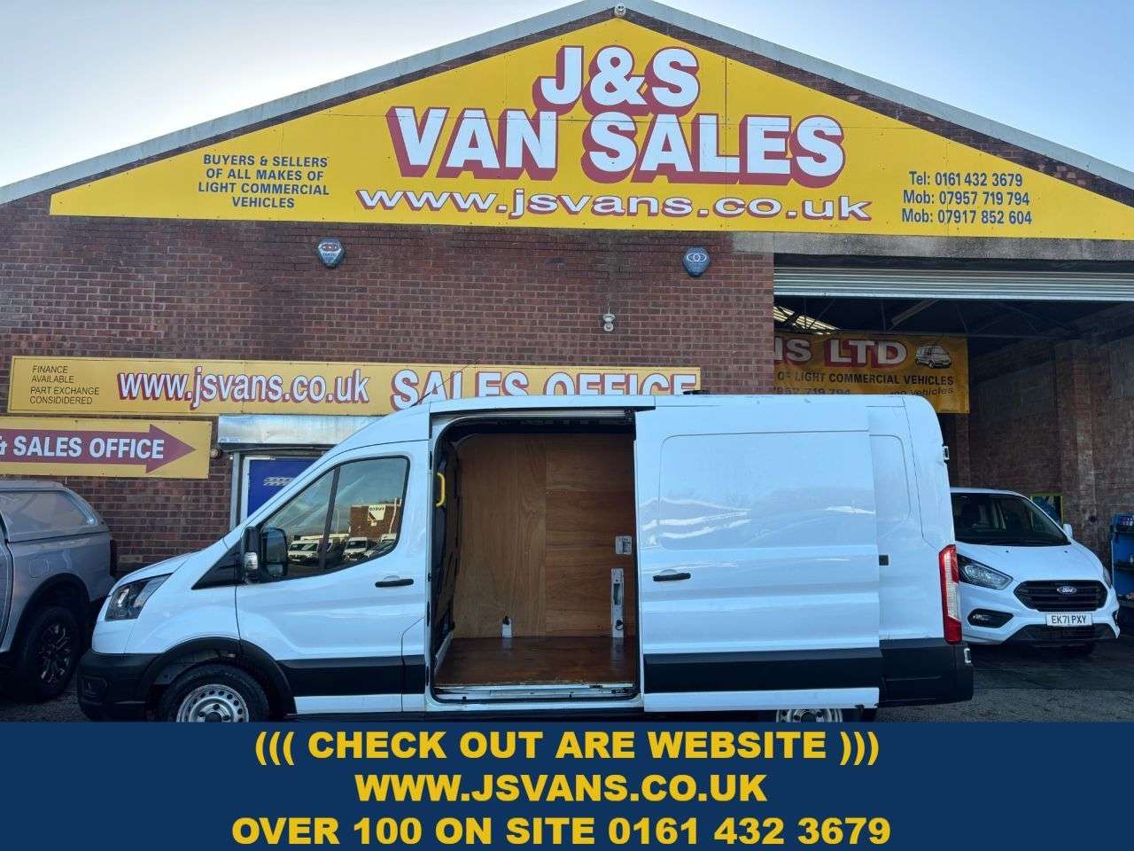 A 2021 FORD TRANSIT 2.0 350 EcoBlue Leader Panel Van 5dr Diesel Manual FWD L3 H2 Euro 6 (s/s) ( A 2021 FORD TRANSIT 2.0 350 EcoBlue Leader Panel Van 5dr Diesel Manual FWD L3 H2 Euro 6 (s/s) (