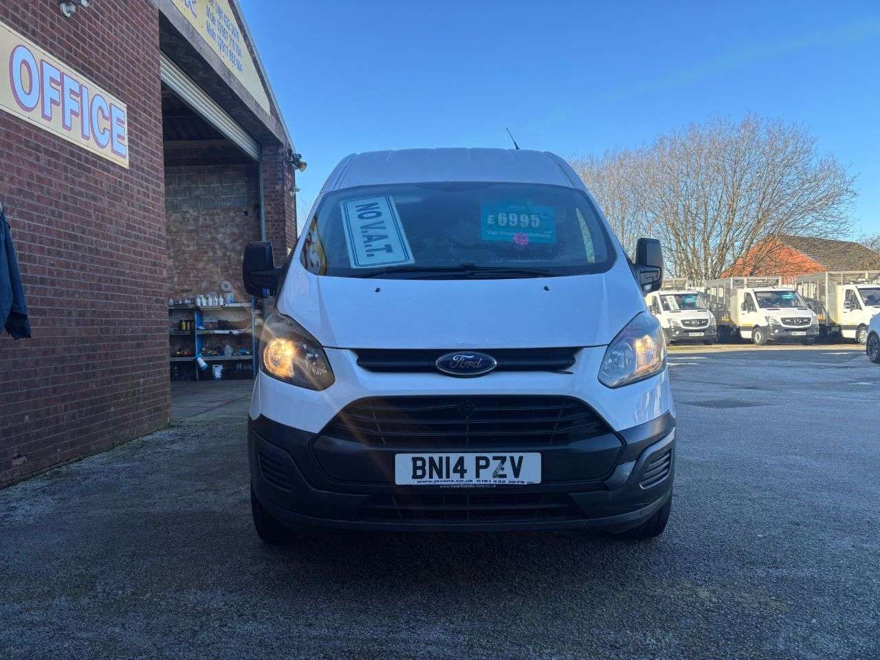 A 2014 FORD TRANSIT CUSTOM LWB FULL HI ROOF (( NO V.A.T )) CHEAP TO CLEAR PX A 2014 FORD TRANSIT CUSTOM LWB FULL HI ROOF (( NO V.A.T )) CHEAP TO CLEAR PX