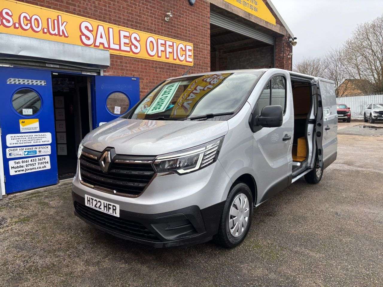 A 2022 RENAULT TRAFIC £11995 + VAT Business Panel Van 5dr Diesel Manual L1 H1 Euro 6 (s/s) (150 p A 2022 RENAULT TRAFIC £11995 + VAT Business Panel Van 5dr Diesel Manual L1 H1 Euro 6 (s/s) (150 p