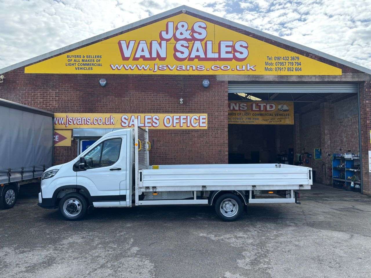 2024 MAXUS DELIVER 9 2024 MAXUS DELIVER 9