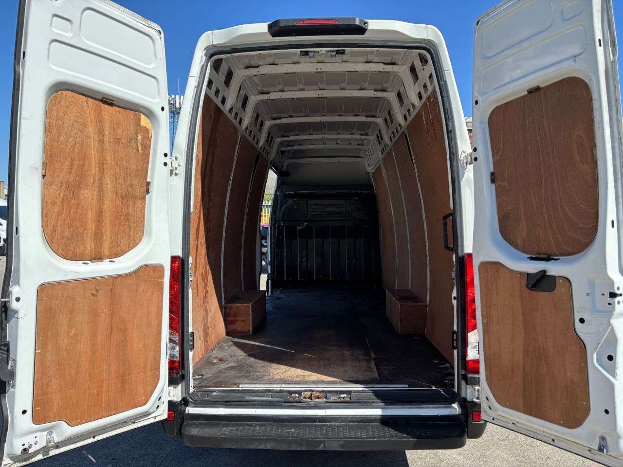 2020 IVECO DAILY 2020 IVECO DAILY