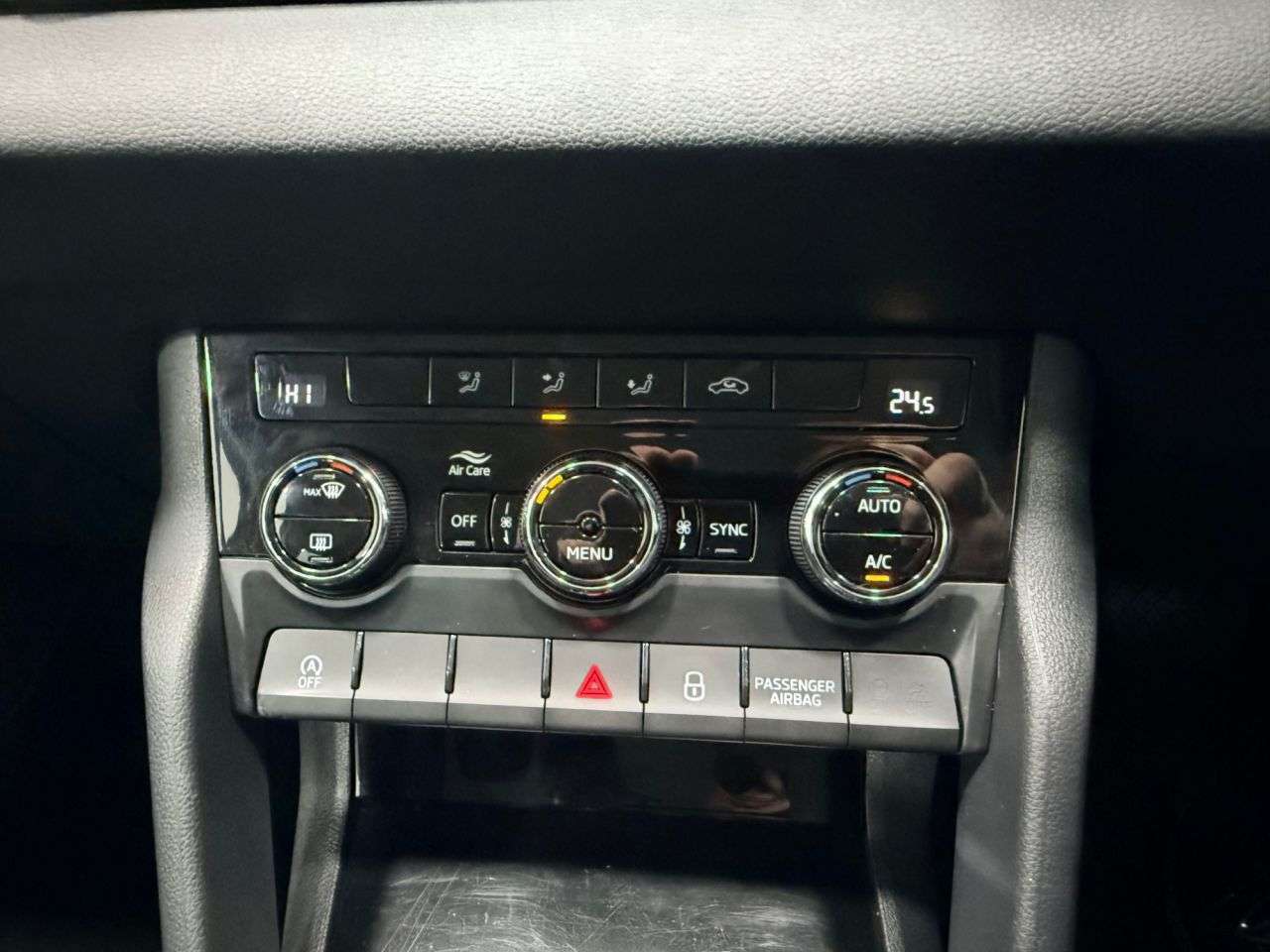 2022 SKODA KAROQ 2022 SKODA KAROQ