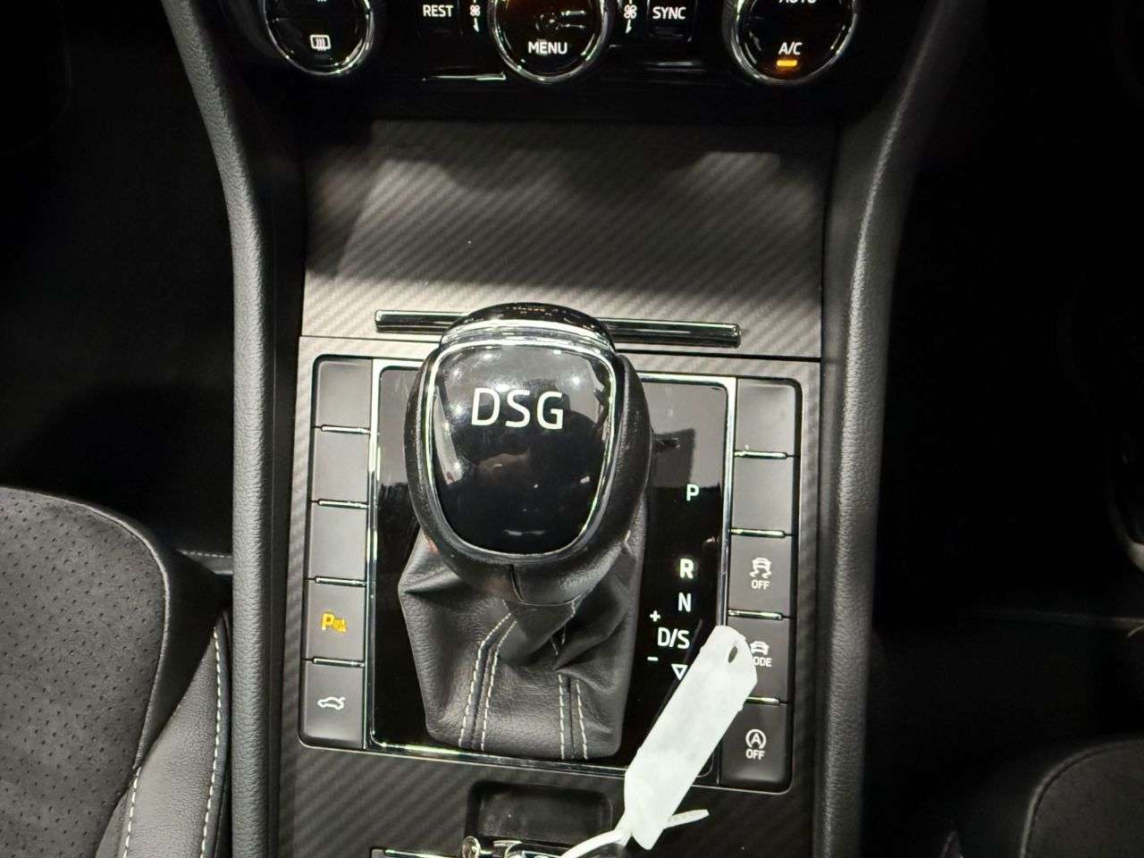 2020 SKODA SUPERB 2020 SKODA SUPERB