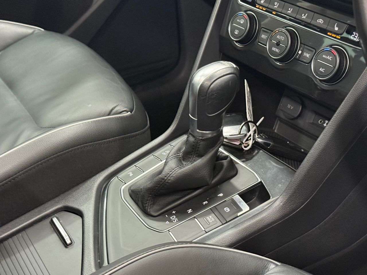 2016 VOLKSWAGEN TIGUAN 2016 VOLKSWAGEN TIGUAN