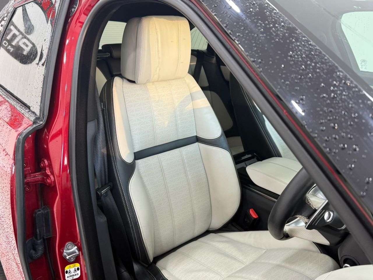 2018 LAND ROVER RANGE ROVER VELAR 2018 LAND ROVER RANGE ROVER VELAR