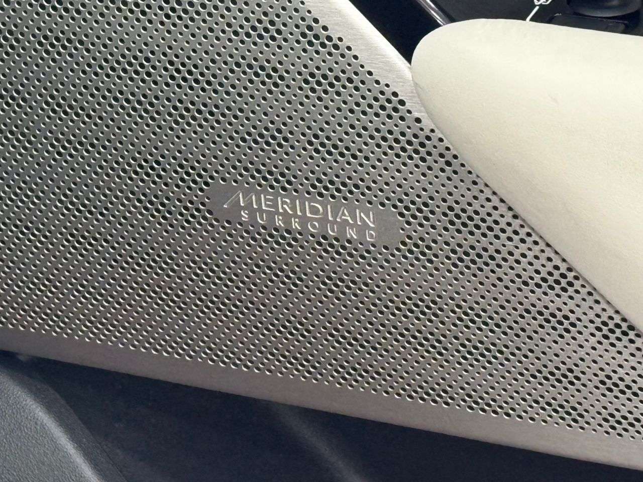 2018 LAND ROVER RANGE ROVER VELAR 2018 LAND ROVER RANGE ROVER VELAR