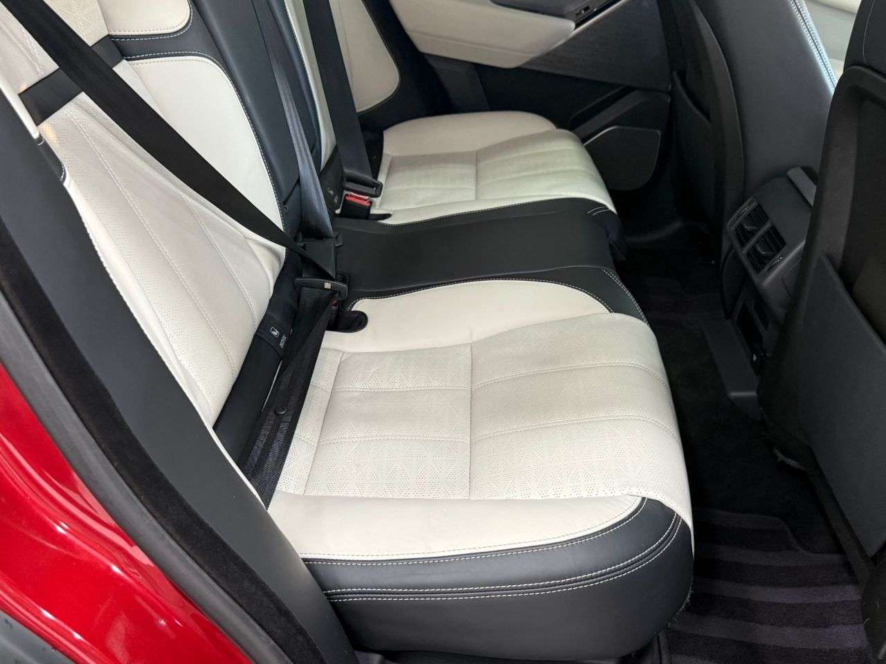 2018 LAND ROVER RANGE ROVER VELAR 2018 LAND ROVER RANGE ROVER VELAR