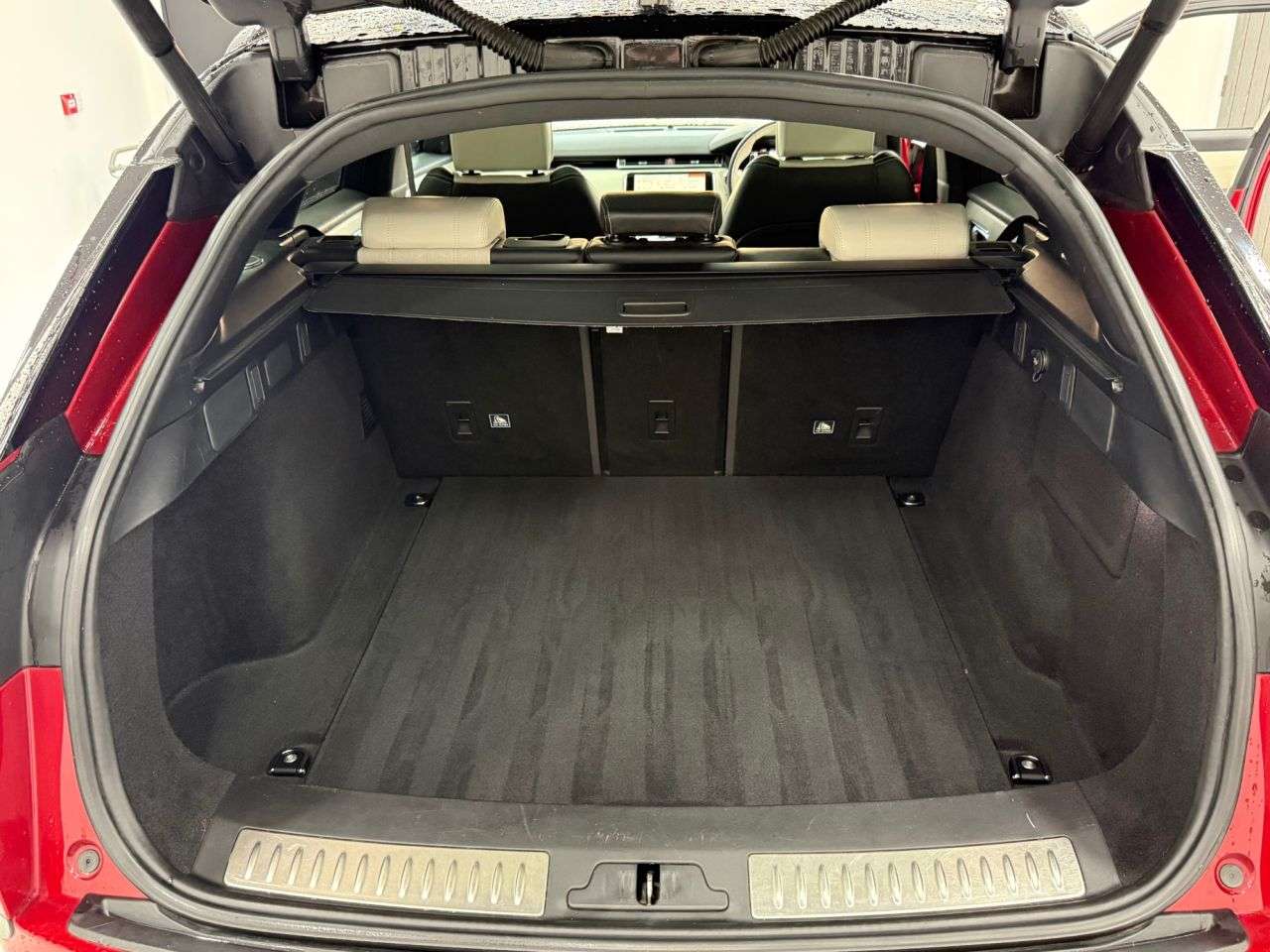 2018 LAND ROVER RANGE ROVER VELAR 2018 LAND ROVER RANGE ROVER VELAR