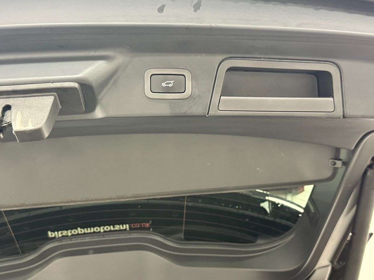 2018 LAND ROVER RANGE ROVER VELAR 2018 LAND ROVER RANGE ROVER VELAR