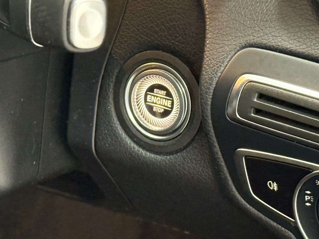 2019 MERCEDES-BENZ C-CLASS 2019 MERCEDES-BENZ C-CLASS