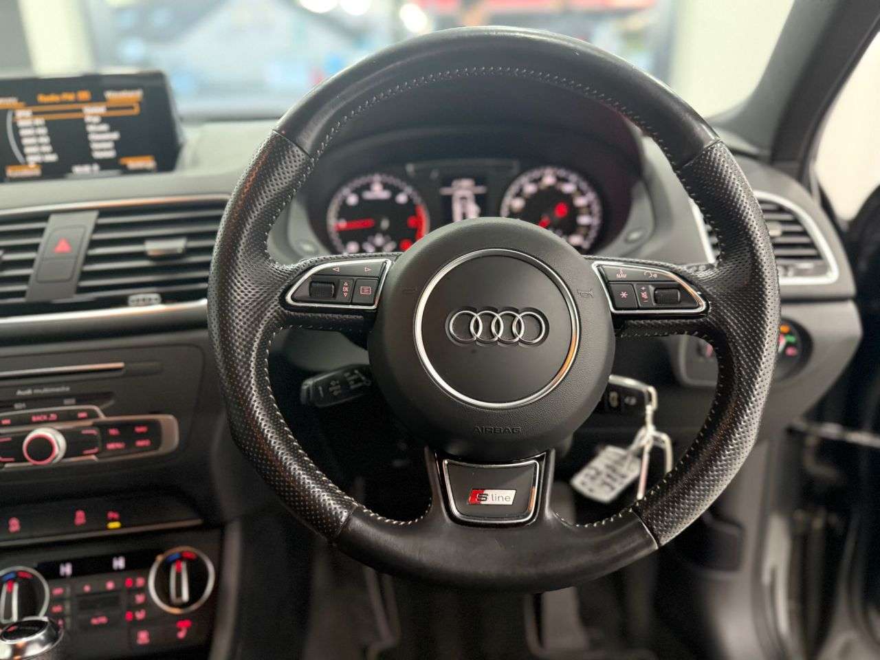 2016 AUDI Q3 2016 AUDI Q3