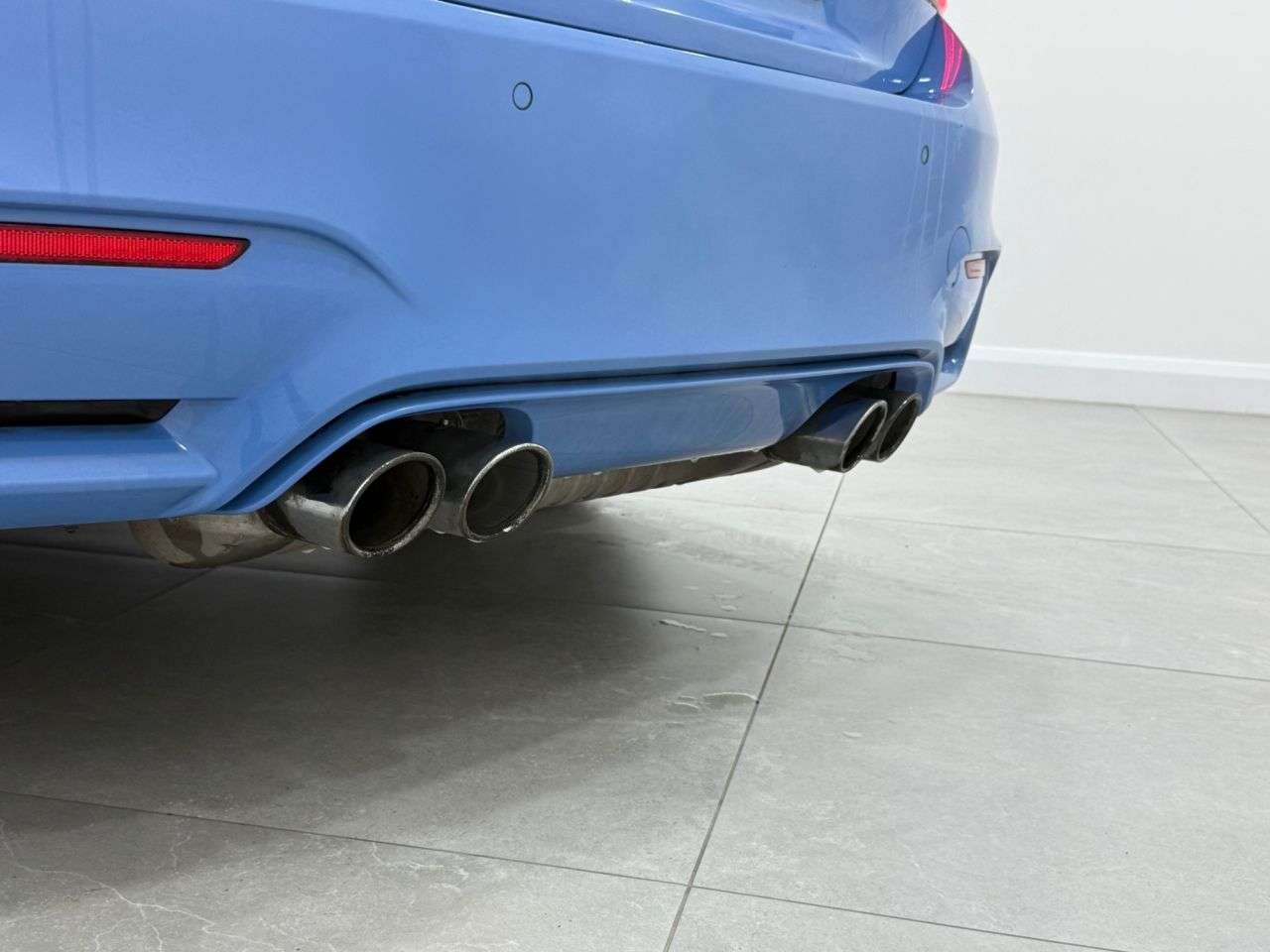 2015 BMW M4 2015 BMW M4