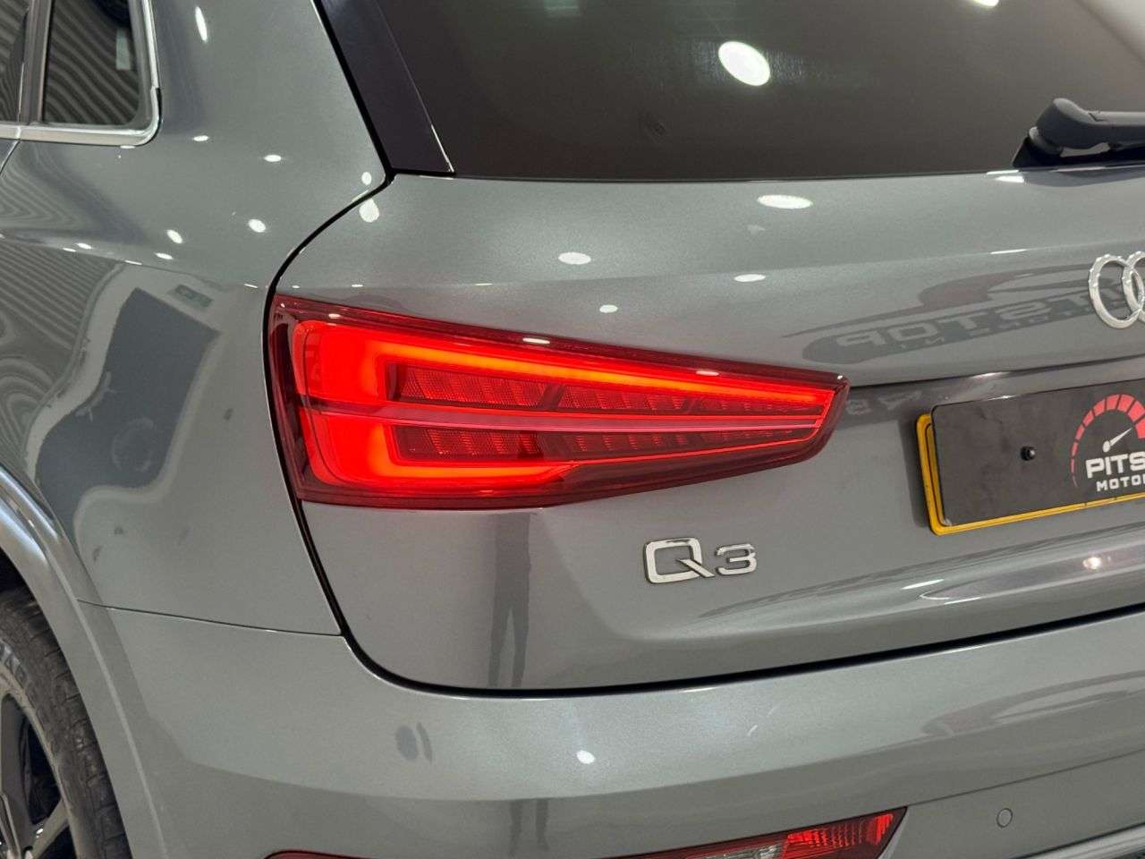 2017 AUDI Q3 2017 AUDI Q3