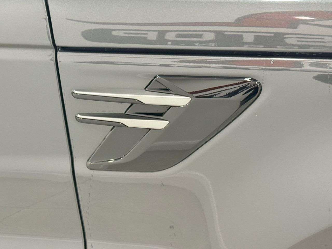 2018 LAND ROVER RANGE ROVER SPORT 2018 LAND ROVER RANGE ROVER SPORT