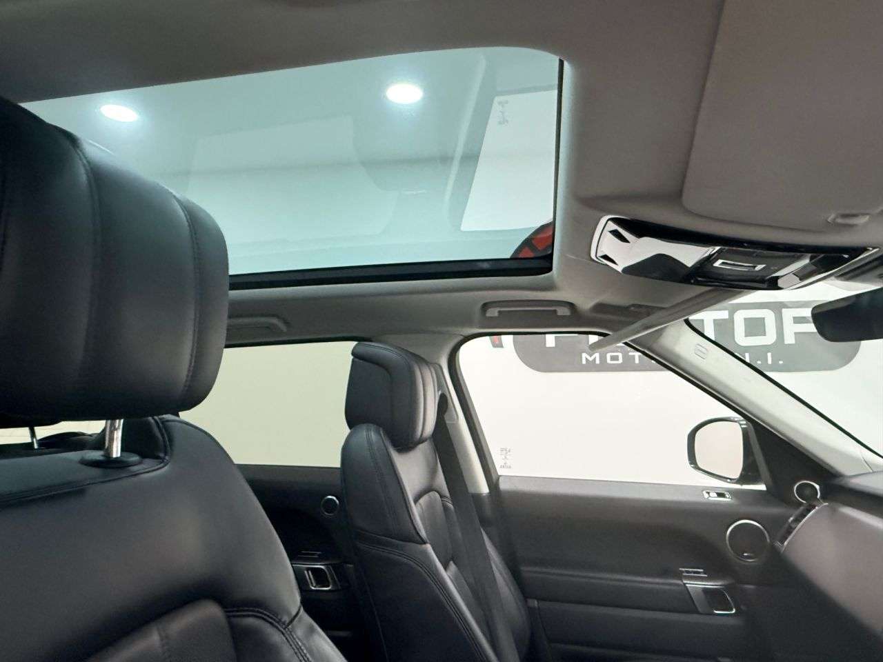 2018 LAND ROVER RANGE ROVER SPORT 2018 LAND ROVER RANGE ROVER SPORT