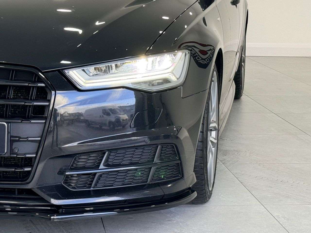 A 2018 AUDI A6 SALOON 2.0 TDI ultra Black Edition Saloon 4dr Diesel Manual Euro 6 (s/s) (190 ps) A 2018 AUDI A6 SALOON 2.0 TDI ultra Black Edition Saloon 4dr Diesel Manual Euro 6 (s/s) (190 ps)