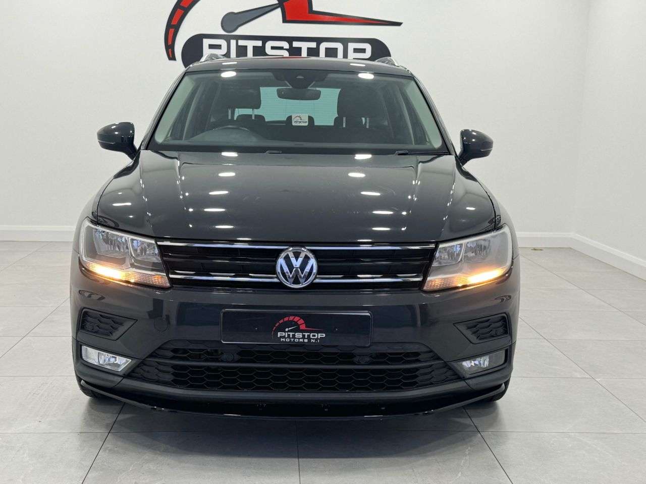2017 VOLKSWAGEN TIGUAN 2017 VOLKSWAGEN TIGUAN