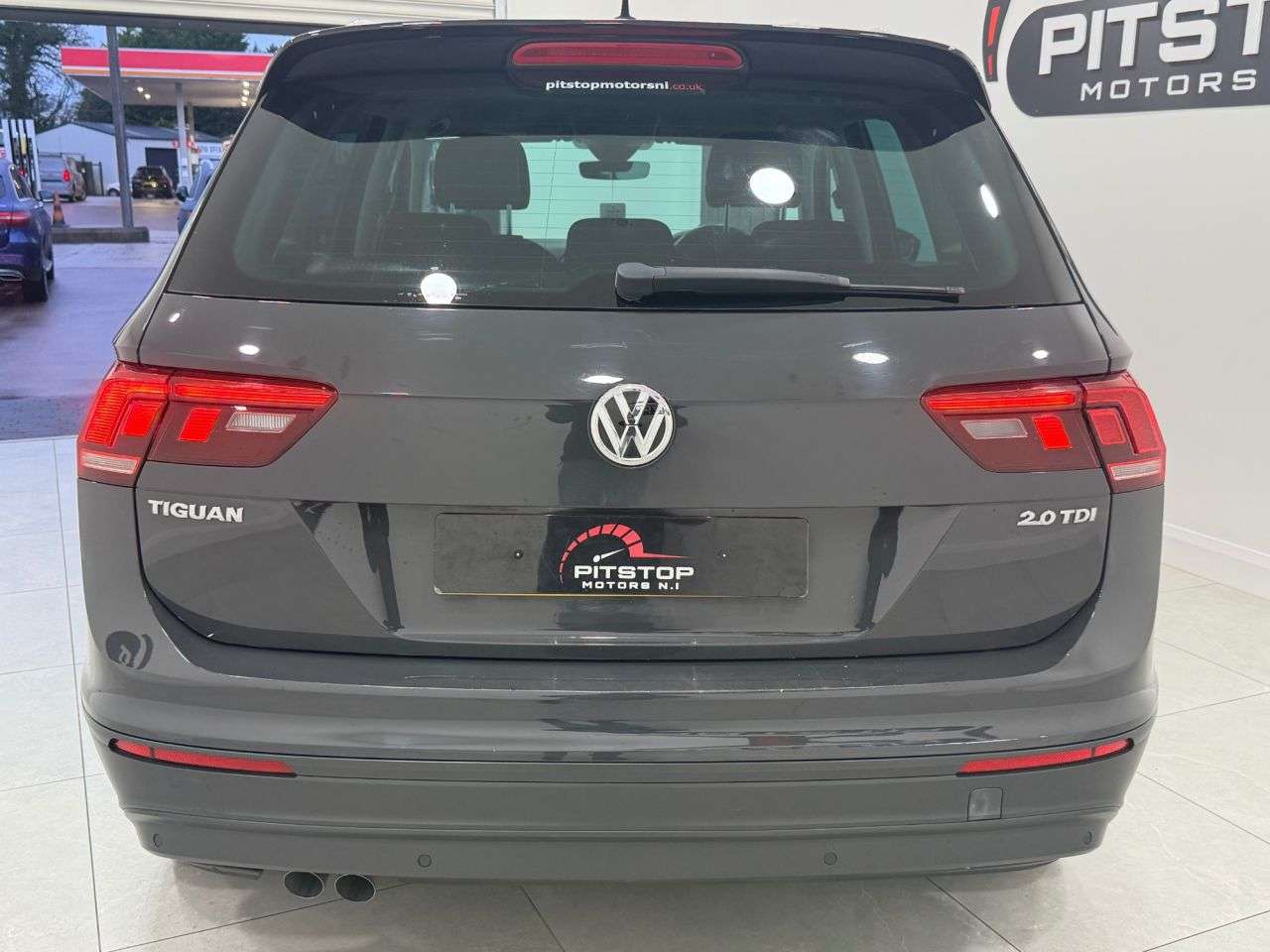 2017 VOLKSWAGEN TIGUAN 2017 VOLKSWAGEN TIGUAN