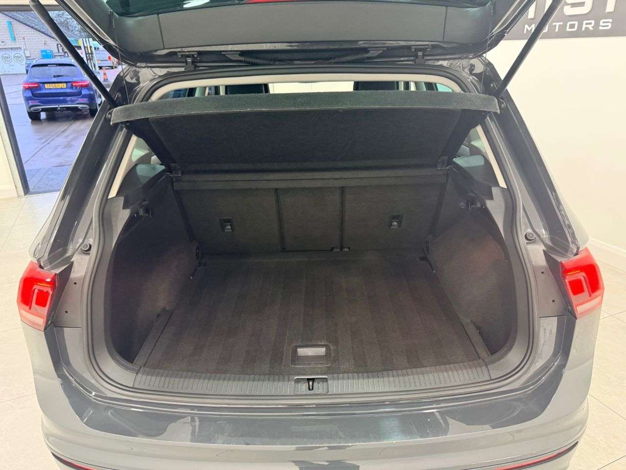 2017 VOLKSWAGEN TIGUAN 2017 VOLKSWAGEN TIGUAN