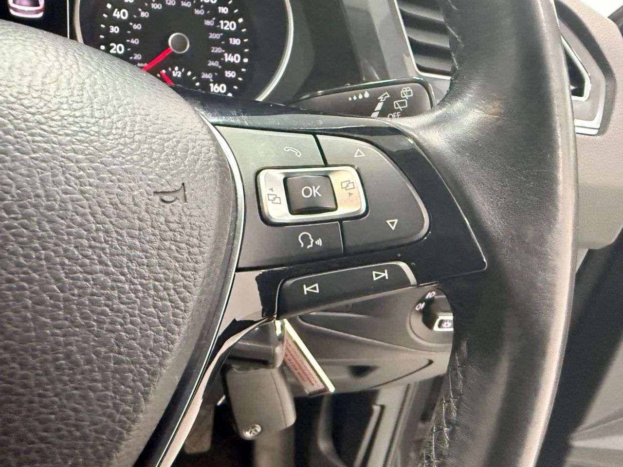 2017 VOLKSWAGEN TIGUAN 2017 VOLKSWAGEN TIGUAN