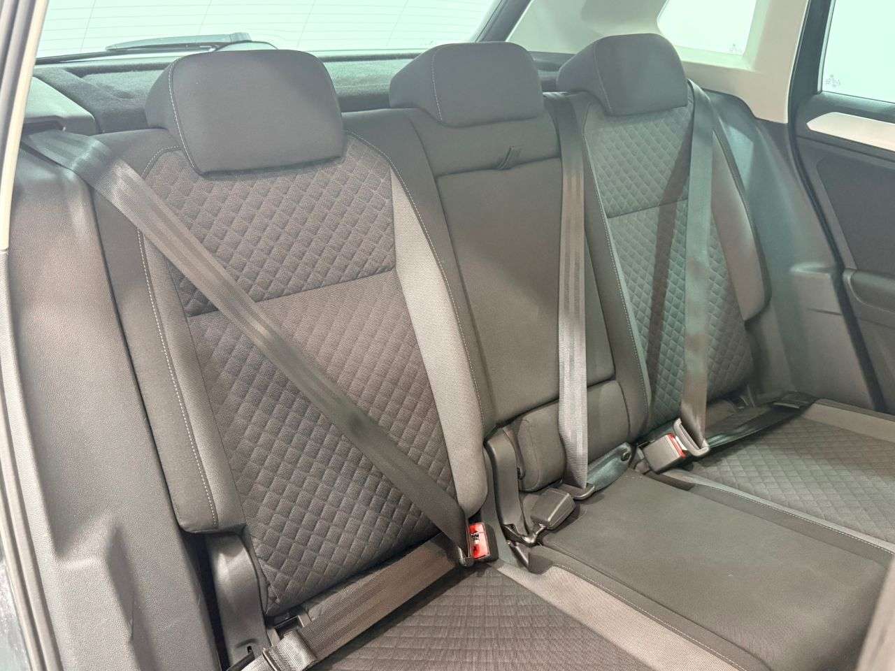 2017 VOLKSWAGEN TIGUAN 2017 VOLKSWAGEN TIGUAN