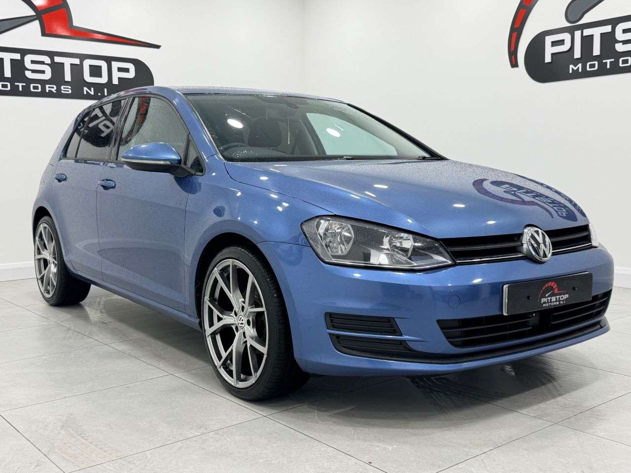 2017 VOLKSWAGEN GOLF 2017 VOLKSWAGEN GOLF