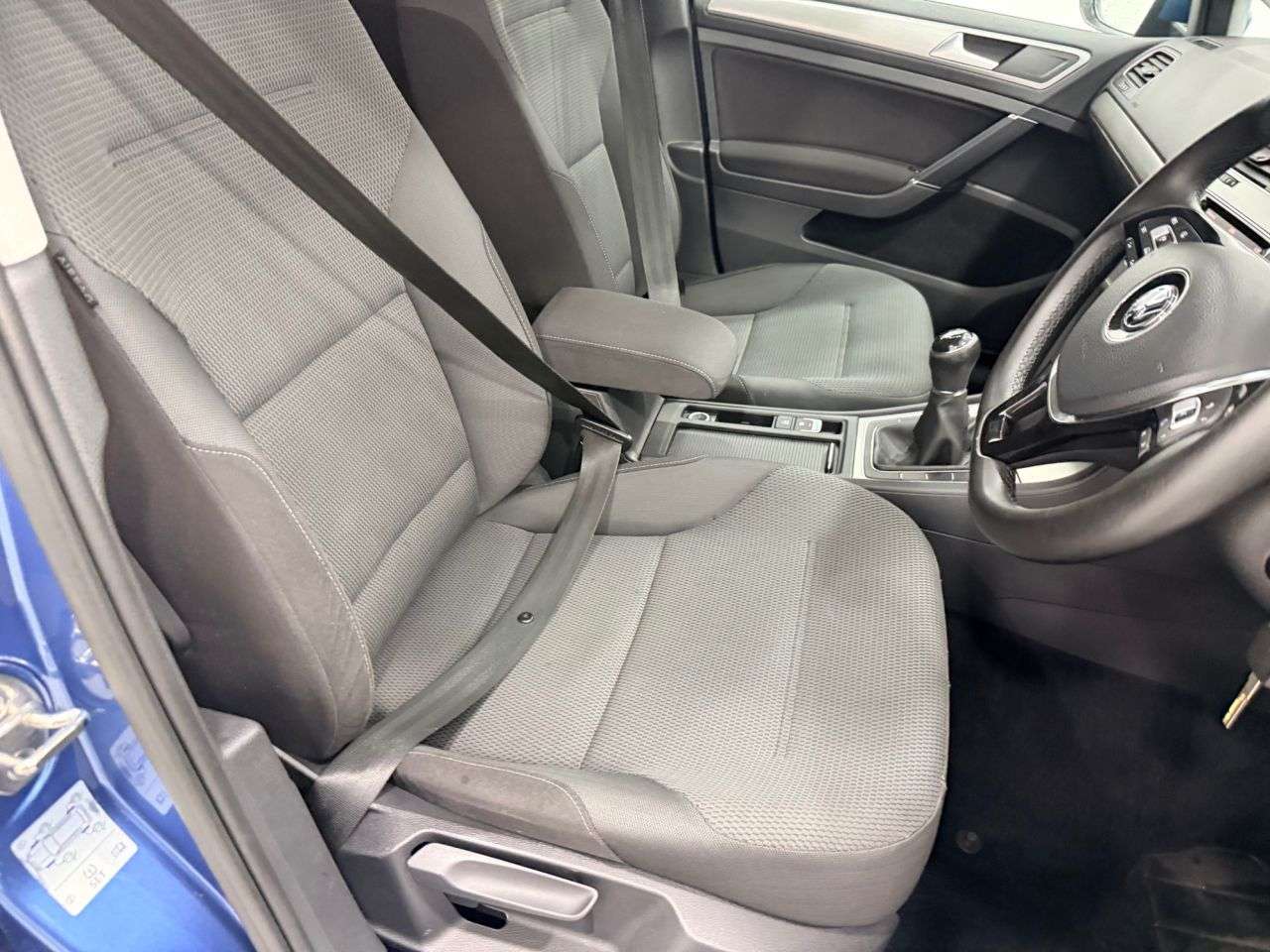 2017 VOLKSWAGEN GOLF 2017 VOLKSWAGEN GOLF