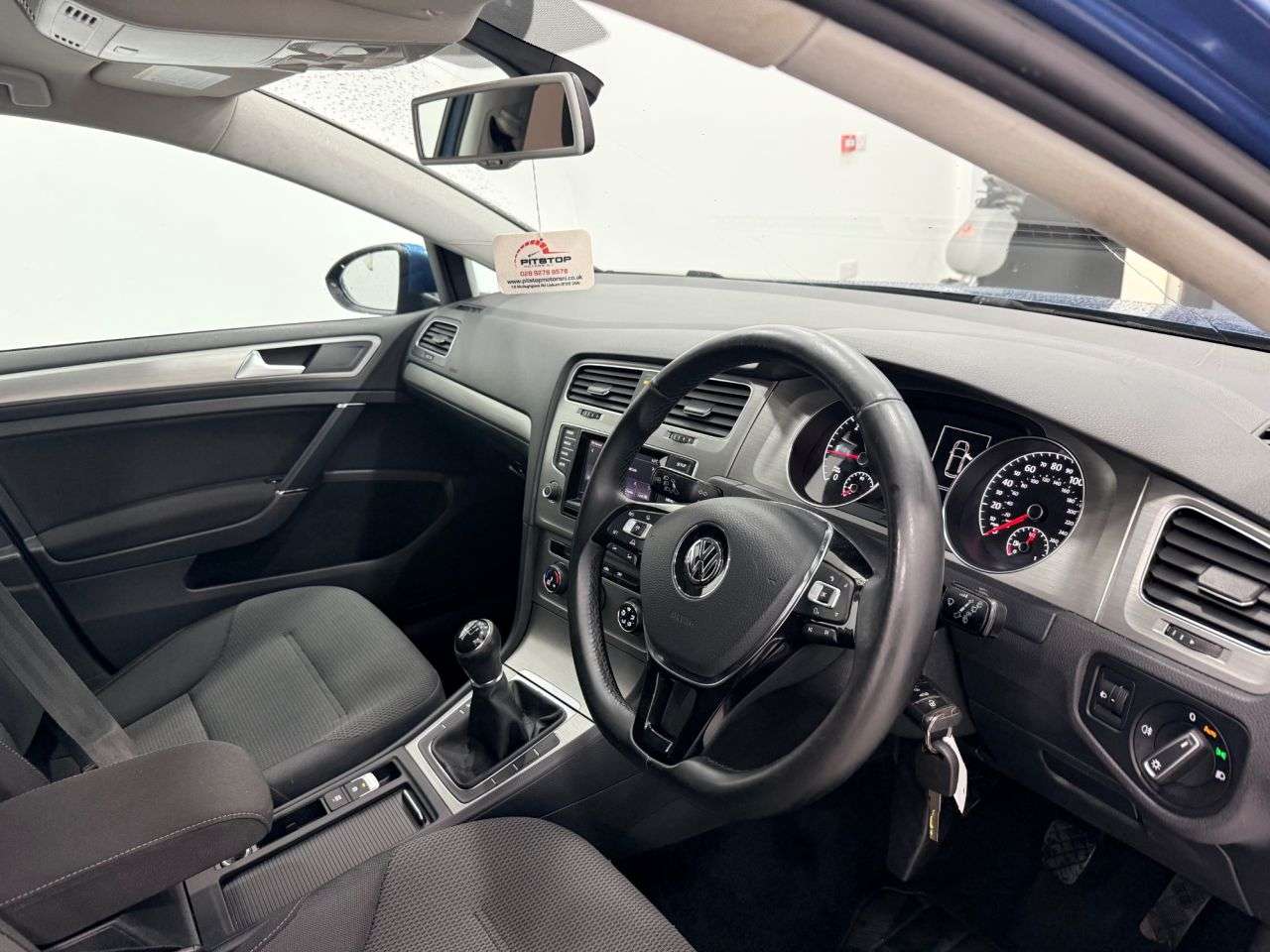 2017 VOLKSWAGEN GOLF 2017 VOLKSWAGEN GOLF