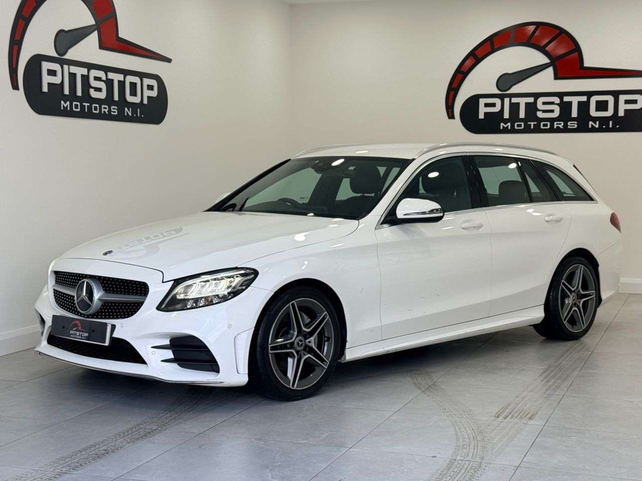 A 2018 MERCEDES-BENZ C-CLASS 2.0 C220d AMG Line Estate 5dr Diesel G-Tronic+ Euro 6 (s/s) (194 ps) A 2018 MERCEDES-BENZ C-CLASS 2.0 C220d AMG Line Estate 5dr Diesel G-Tronic+ Euro 6 (s/s) (194 ps)