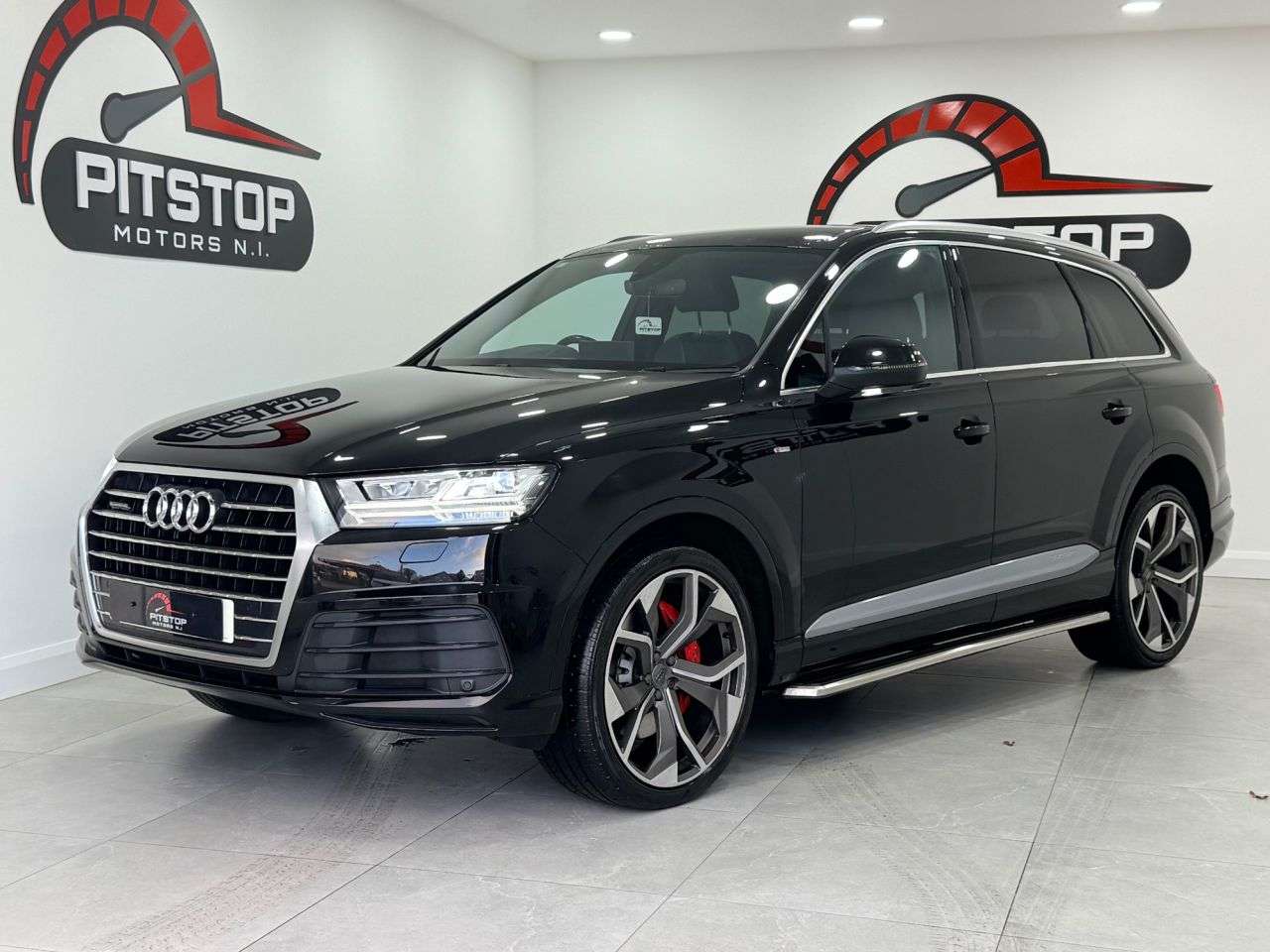 A 2018 AUDI Q7 3.0 TDI V6 S line SUV 5dr Diesel Tiptronic quattro Euro 6 (s/s) (218 ps) A 2018 AUDI Q7 3.0 TDI V6 S line SUV 5dr Diesel Tiptronic quattro Euro 6 (s/s) (218 ps)