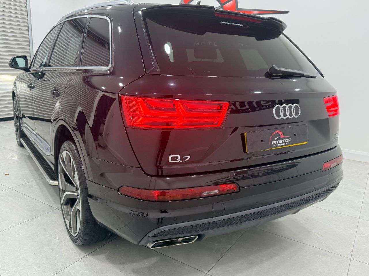 2018 AUDI Q7 2018 AUDI Q7