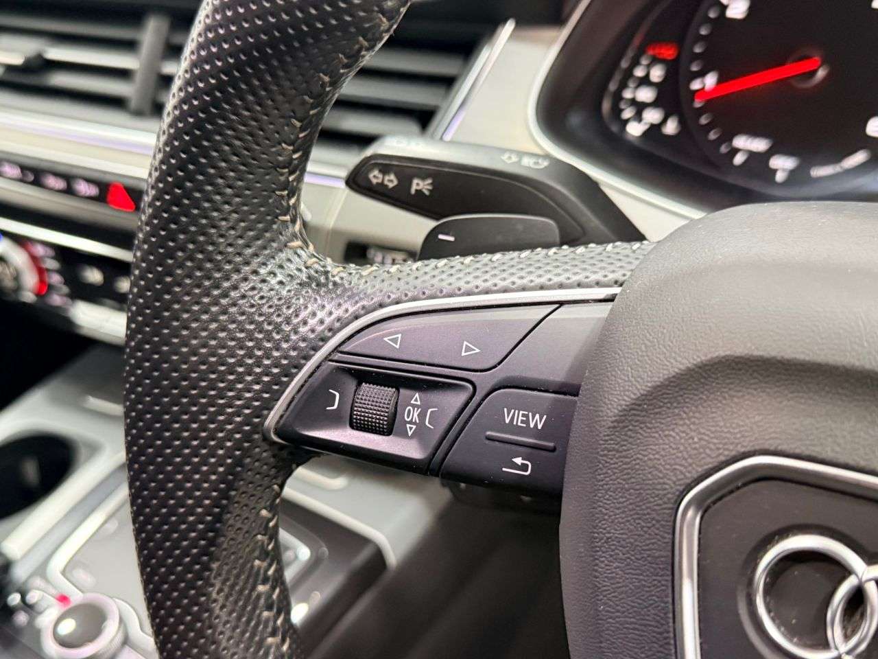 2018 AUDI Q7 2018 AUDI Q7