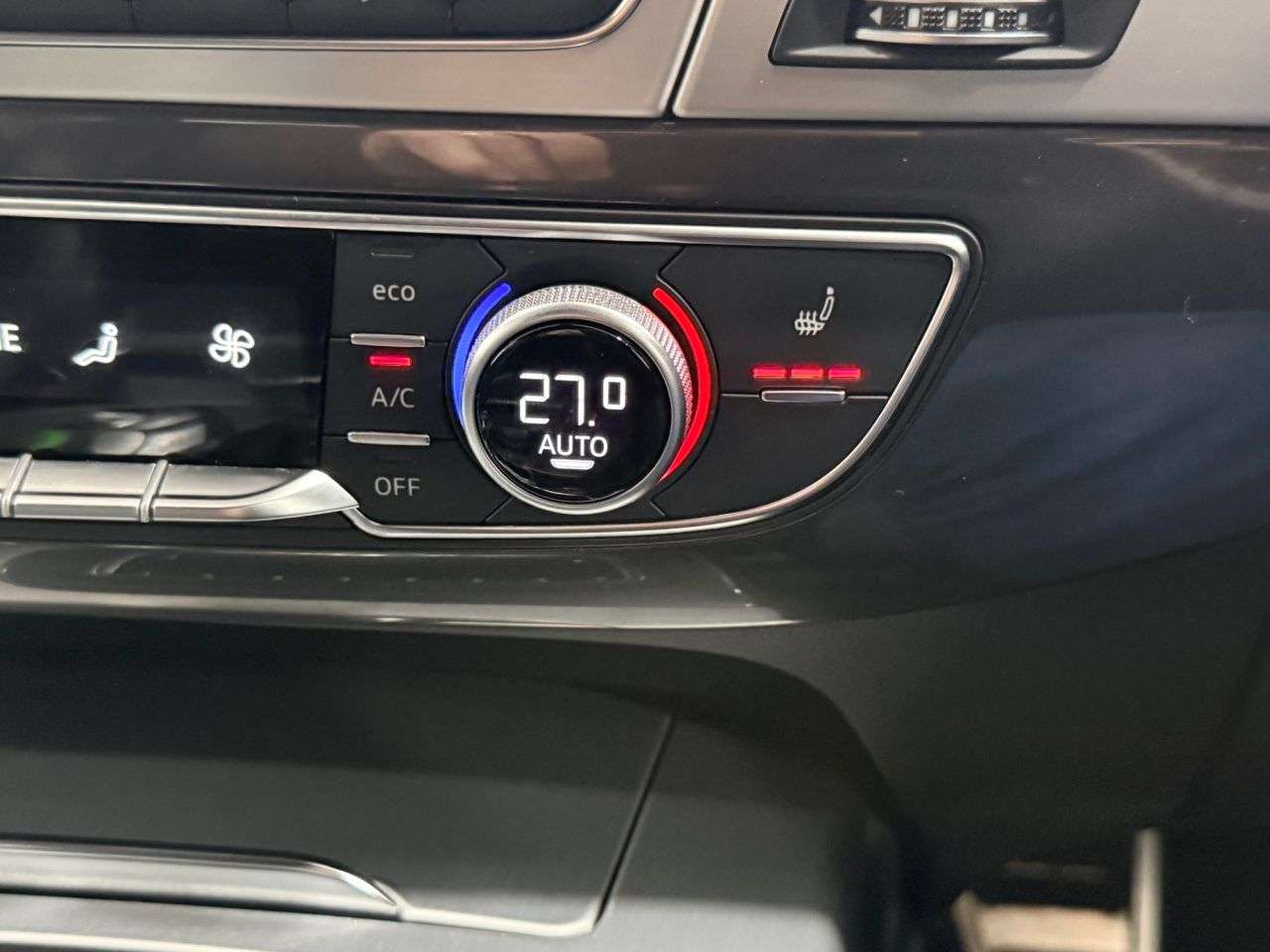 2018 AUDI Q7 2018 AUDI Q7