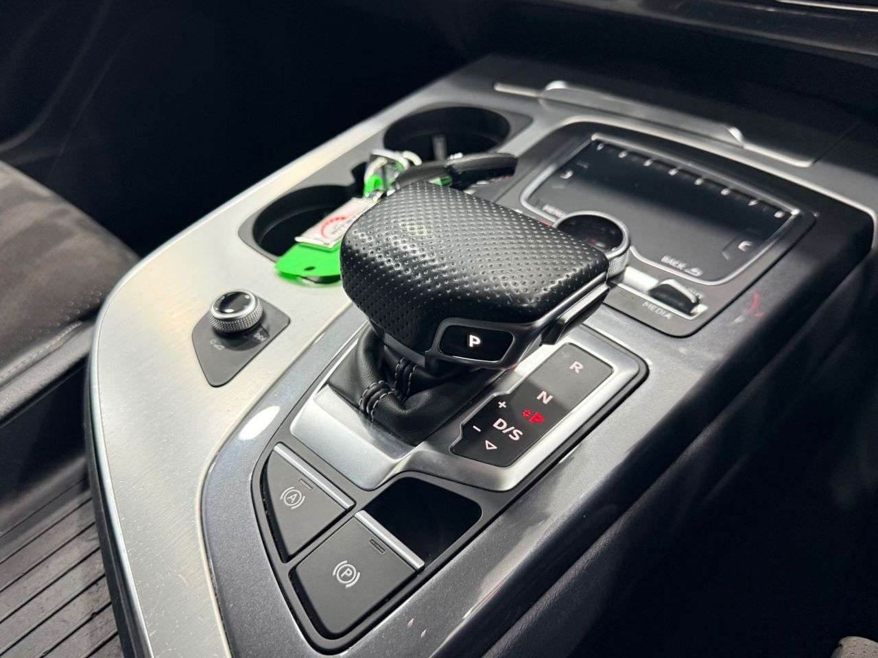 2018 AUDI Q7 2018 AUDI Q7