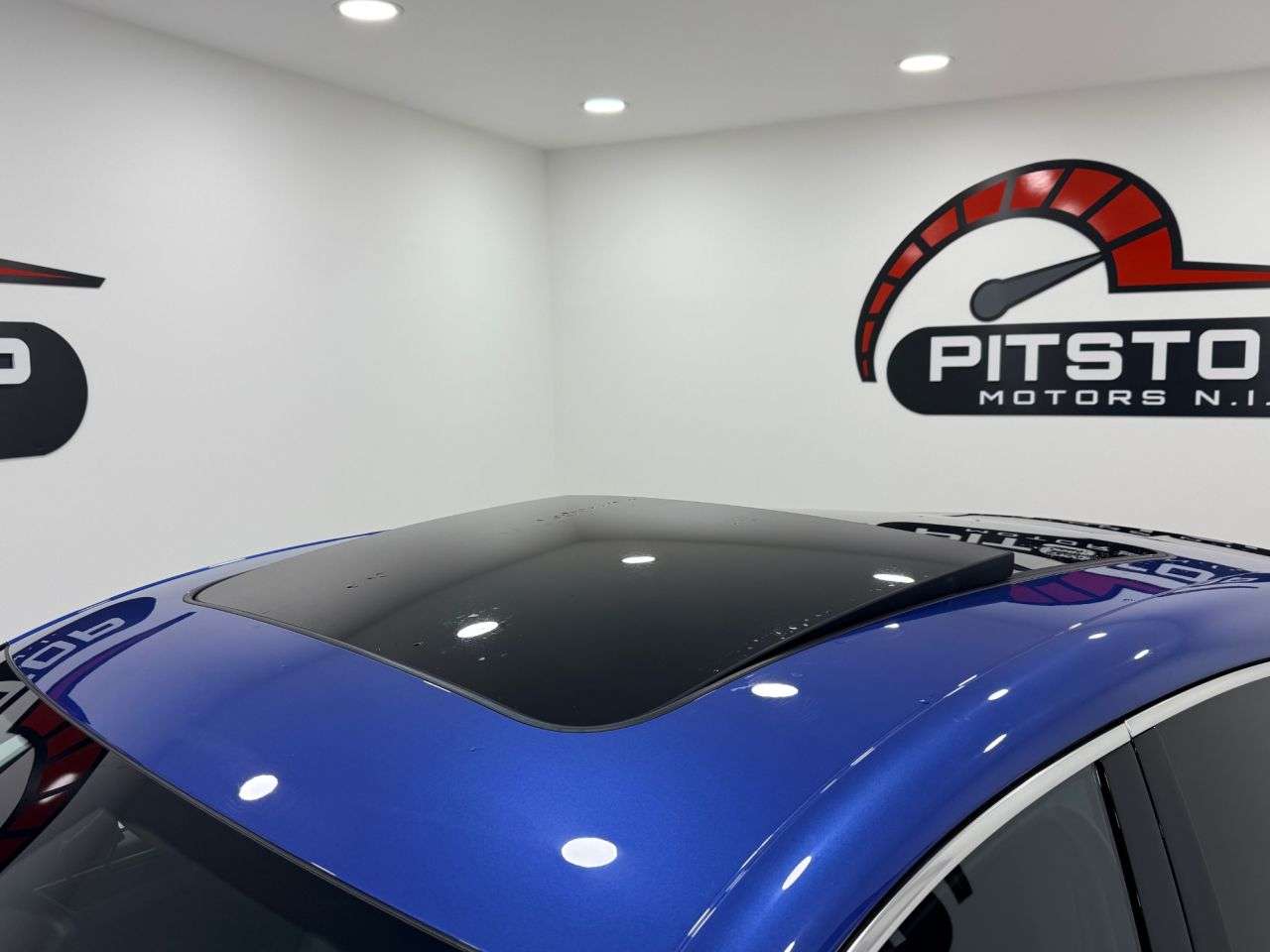 2015 PORSCHE MACAN 2015 PORSCHE MACAN