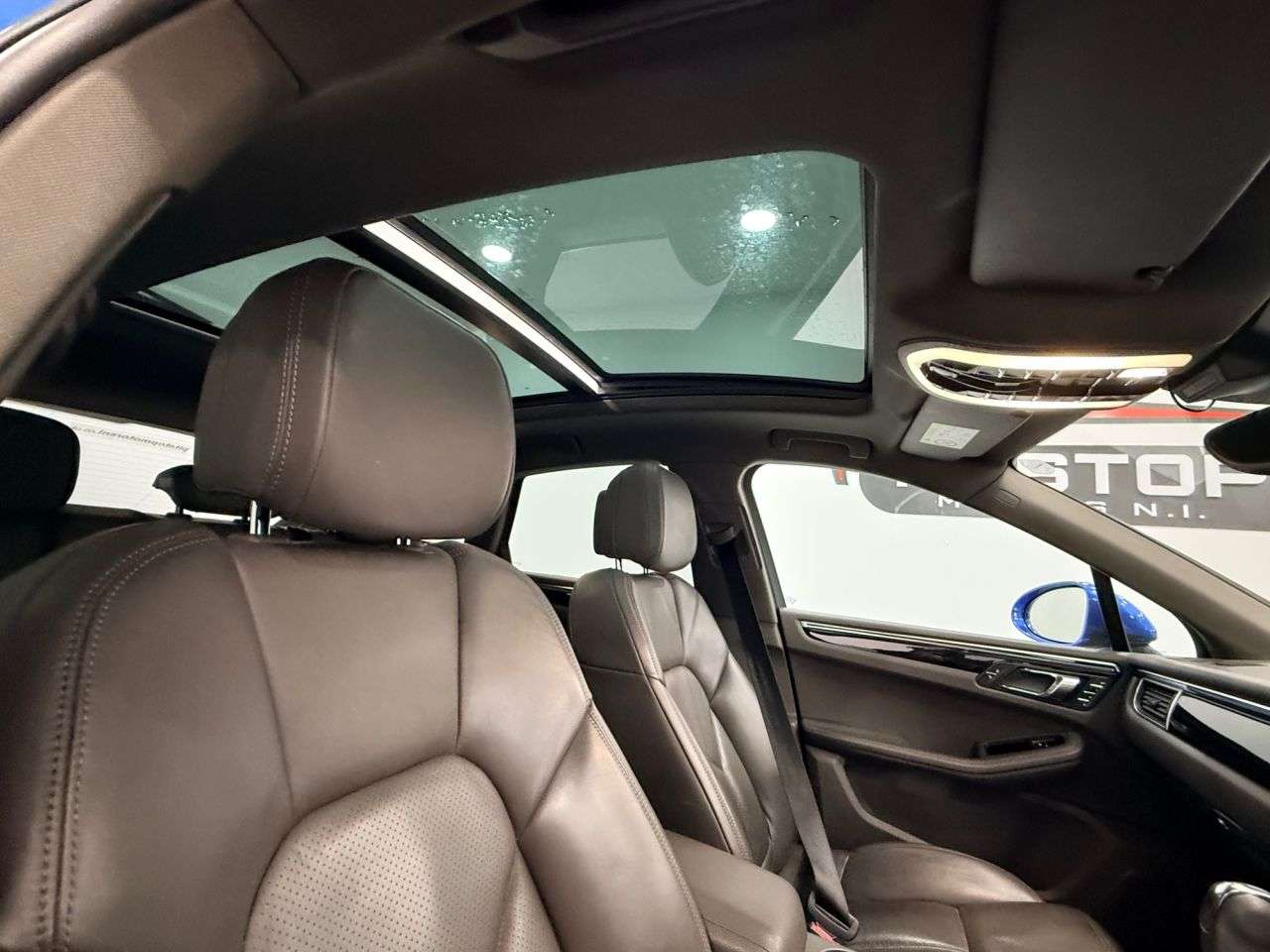 2015 PORSCHE MACAN 2015 PORSCHE MACAN