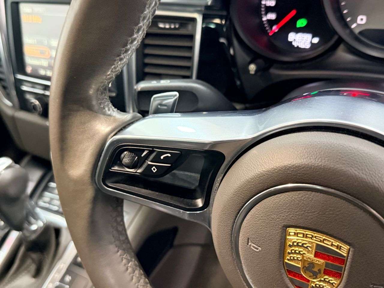 2015 PORSCHE MACAN 2015 PORSCHE MACAN