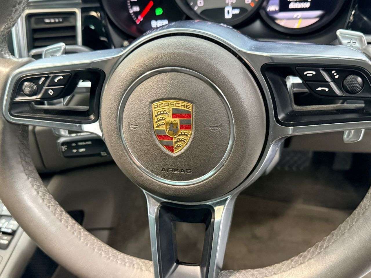 2015 PORSCHE MACAN 2015 PORSCHE MACAN
