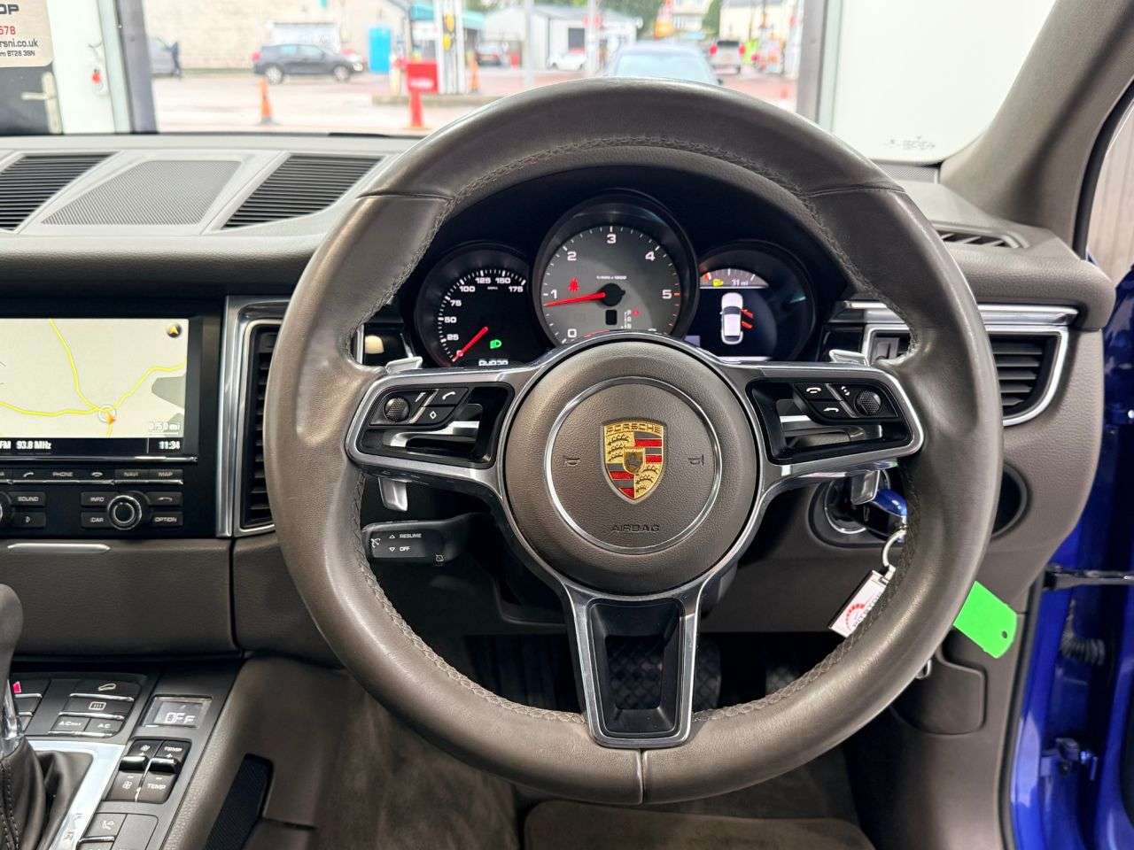 2015 PORSCHE MACAN 2015 PORSCHE MACAN