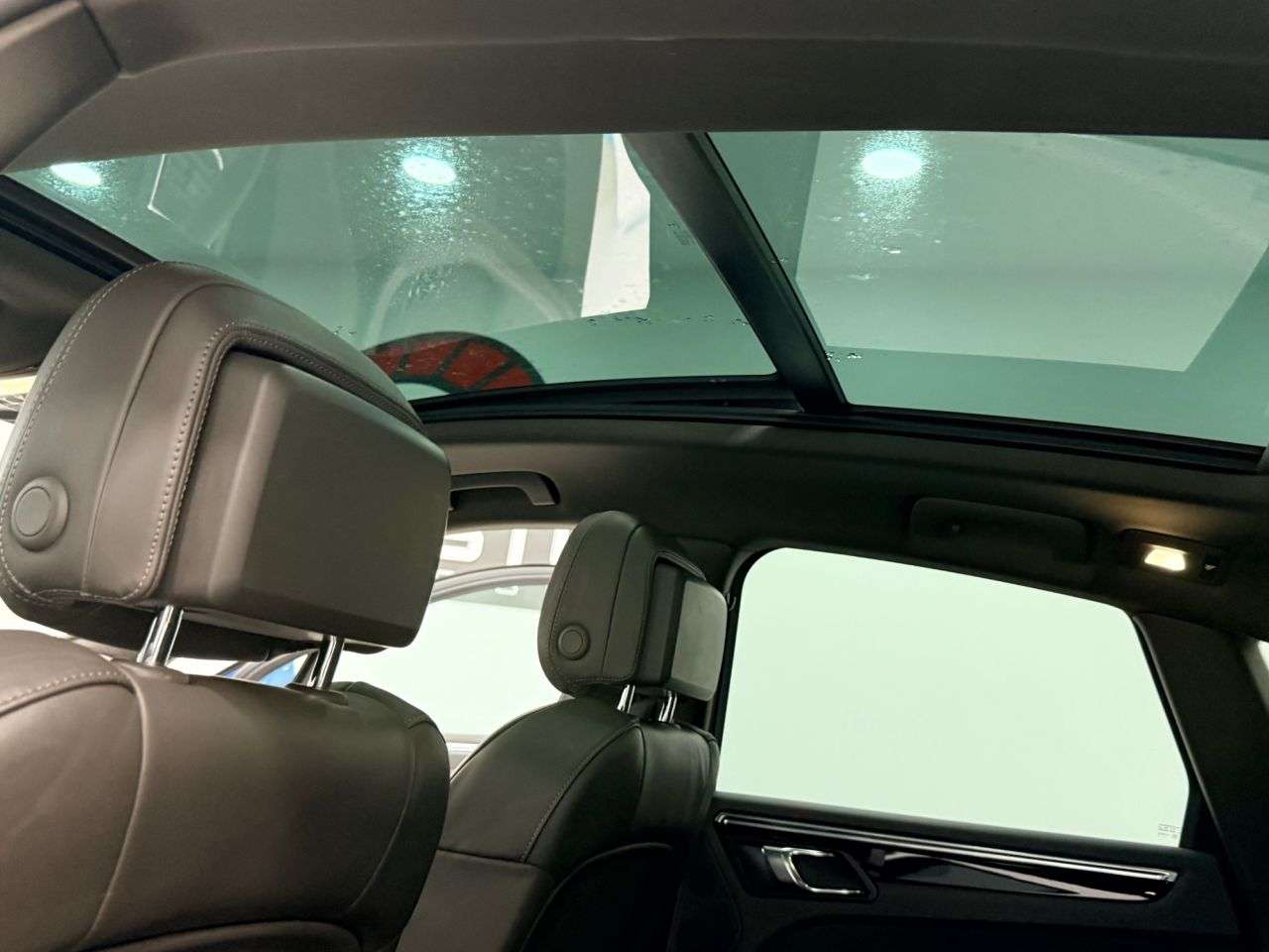 2015 PORSCHE MACAN 2015 PORSCHE MACAN