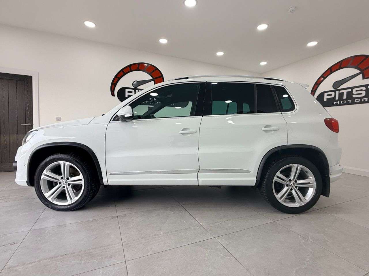 2016 VOLKSWAGEN TIGUAN 2016 VOLKSWAGEN TIGUAN