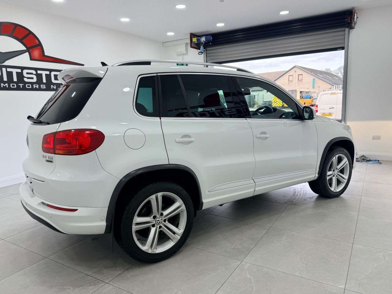 2016 VOLKSWAGEN TIGUAN 2016 VOLKSWAGEN TIGUAN