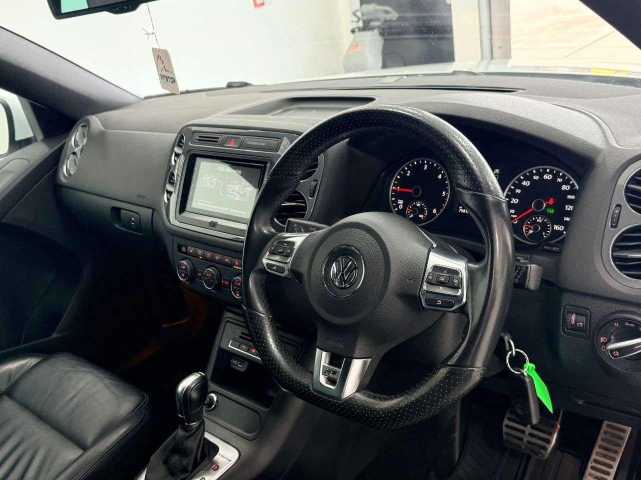 2016 VOLKSWAGEN TIGUAN 2016 VOLKSWAGEN TIGUAN