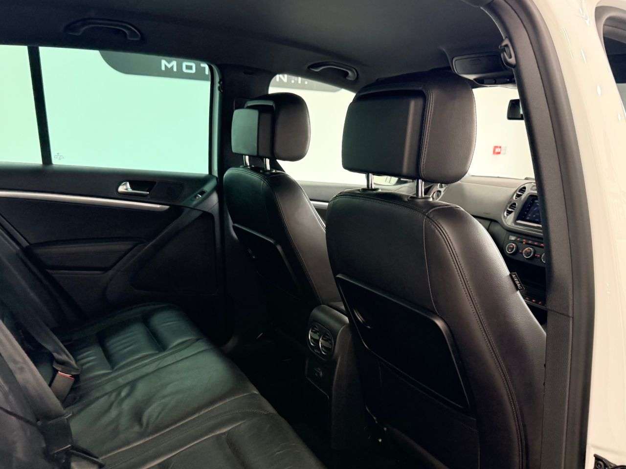 2016 VOLKSWAGEN TIGUAN 2016 VOLKSWAGEN TIGUAN