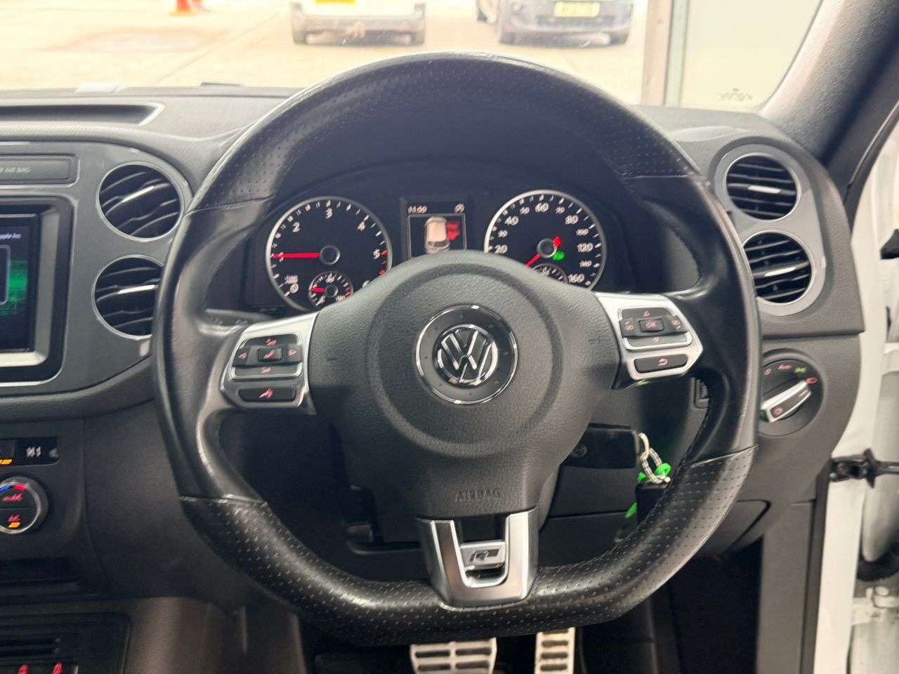 2016 VOLKSWAGEN TIGUAN 2016 VOLKSWAGEN TIGUAN